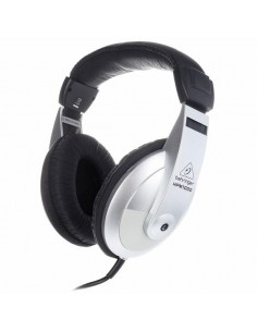 Behringer HPM1000