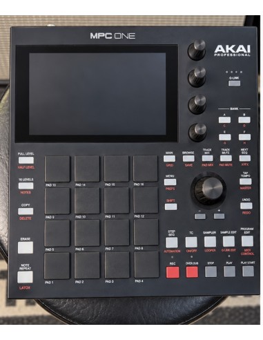 AKAY MPC ONE USATO